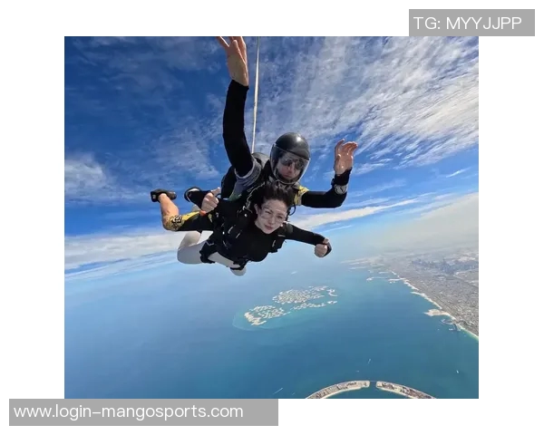 运动周芳独家分享极限运动心得与技巧助你突破自我极限挑战极限运动的乐趣与收获